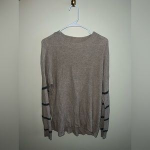 American eagle Jegging Fit light sweater
